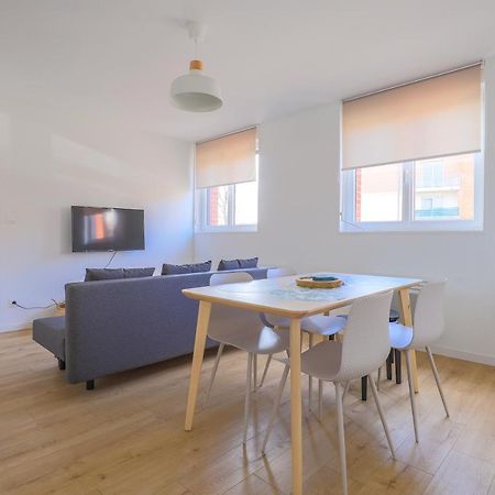 Appartement Familial - Avec Parking Prive Gratuit Arras Exterior foto